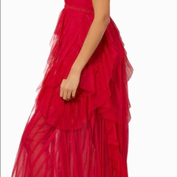 AZRIA TIERED TULLE SLEEVELESS V-NECK A-LINE GOWN - Picture 2 of 2